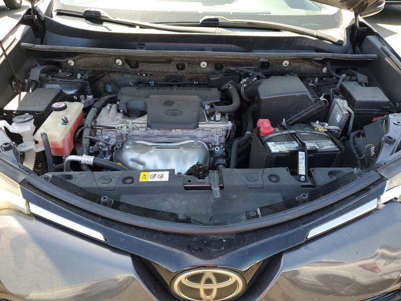 61689976 :رقم المزاد ، JTMWFREV0JJ725031 vin ، 2018 Toyota Rav4 مزاد بيع
