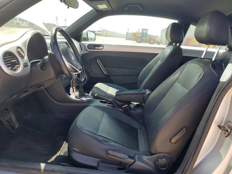 60166246 :رقم المزاد ، 3VWJX7AT8DM672776 vin ، 2013 Volkswagen Beetle مزاد بيع