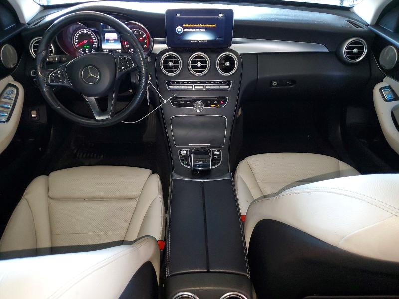 60082336 :رقم المزاد ، 55SWF4JB7HU182114 vin ، 2017 Mercedes-benz C مزاد بيع