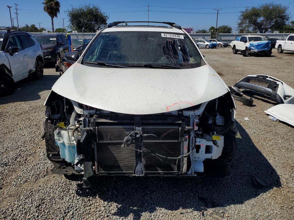 2017 Toyota Rav4 Hv მანქანა იყიდება აუქციონზე, vin: JTMJJREV3HD079565, აუქციონის ნომერი: 62124436