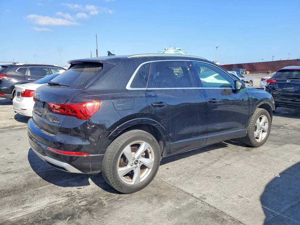 Продаж на аукціоні авто 2022 Audi Q3, vin: WA1AUCF3XN1015452, номер лоту: 59615946