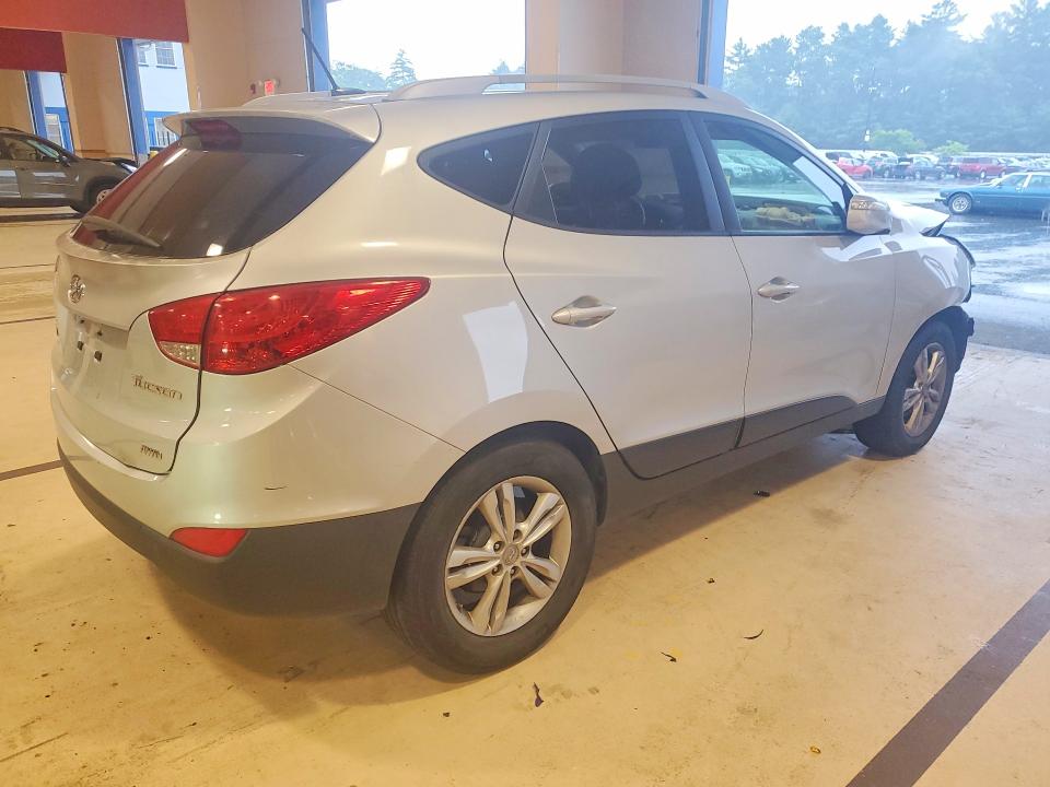 2013 Hyundai Tucson მანქანა იყიდება აუქციონზე, vin: KM8JUCAC1DU740928, აუქციონის ნომერი: 62215026