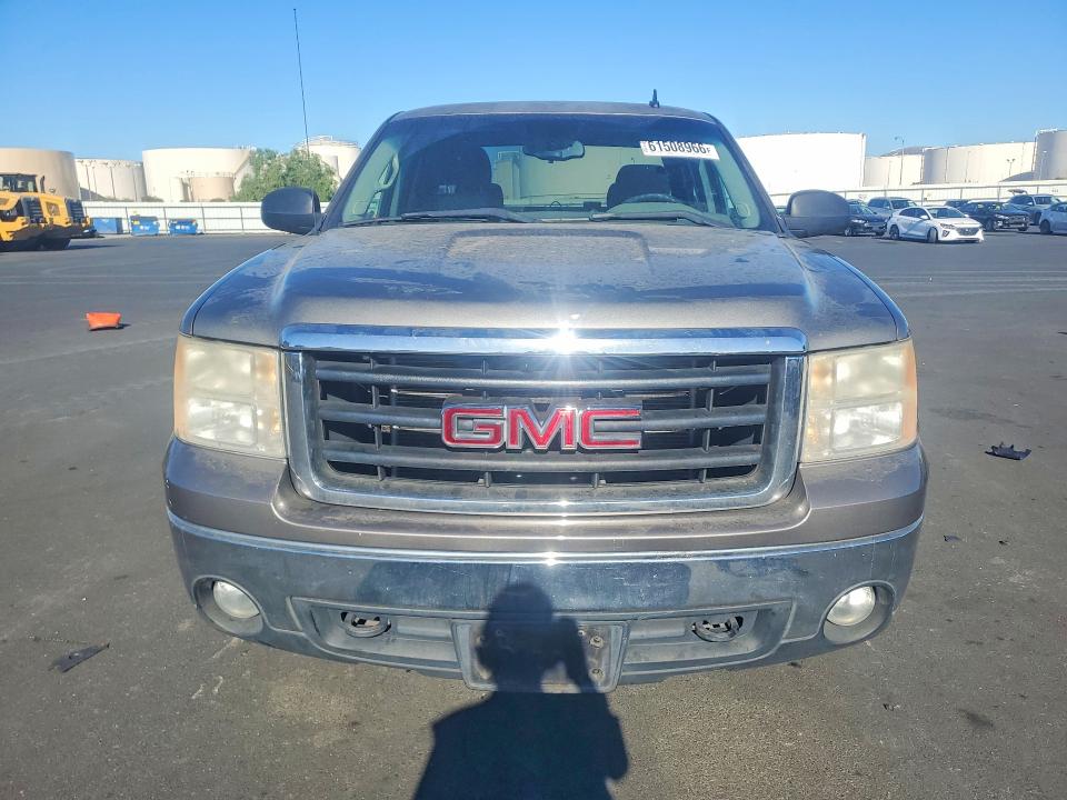 61508966 :رقم المزاد ، 1GTEC19X78Z227194 vin ، 2008 Gmc Sierra مزاد بيع