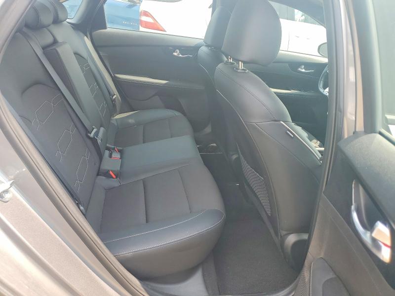 2023 Kia Forte მანქანა იყიდება აუქციონზე, vin: 3KPF54AD0PE645673, აუქციონის ნომერი: 62023076