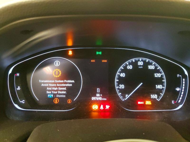 60133886 :رقم المزاد ، 1HGCV1F49JA232818 vin ، 2018 Honda Accord مزاد بيع