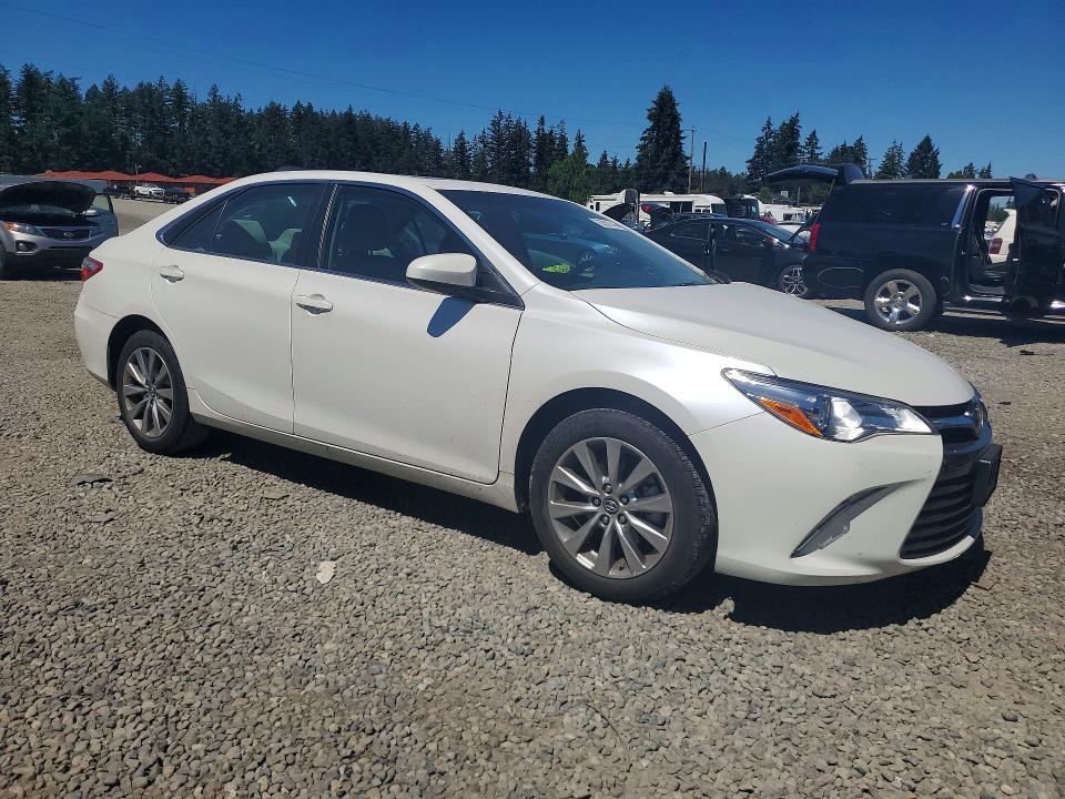 2017 Toyota Camry მანქანა იყიდება აუქციონზე, vin: 4T1BF1FK9HU717972, აუქციონის ნომერი: 63387146