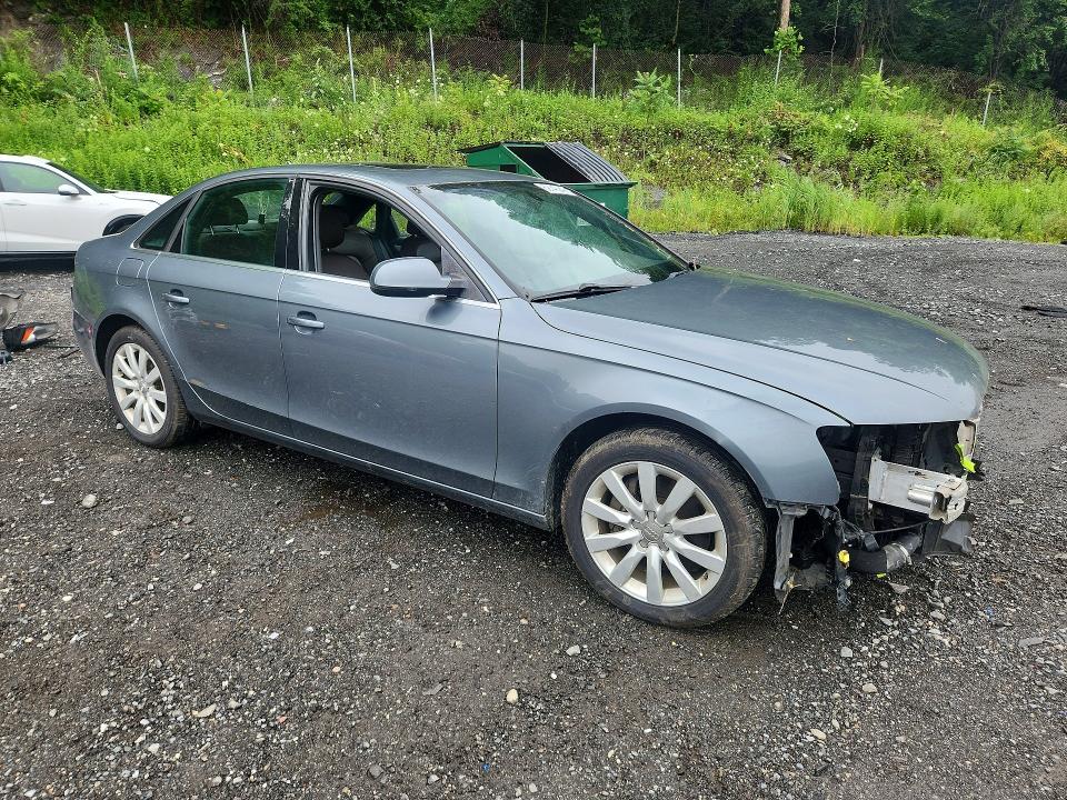 59740246 :رقم المزاد ، WAUBFAFL4DN028033 vin ، 2013 Audi A4 مزاد بيع