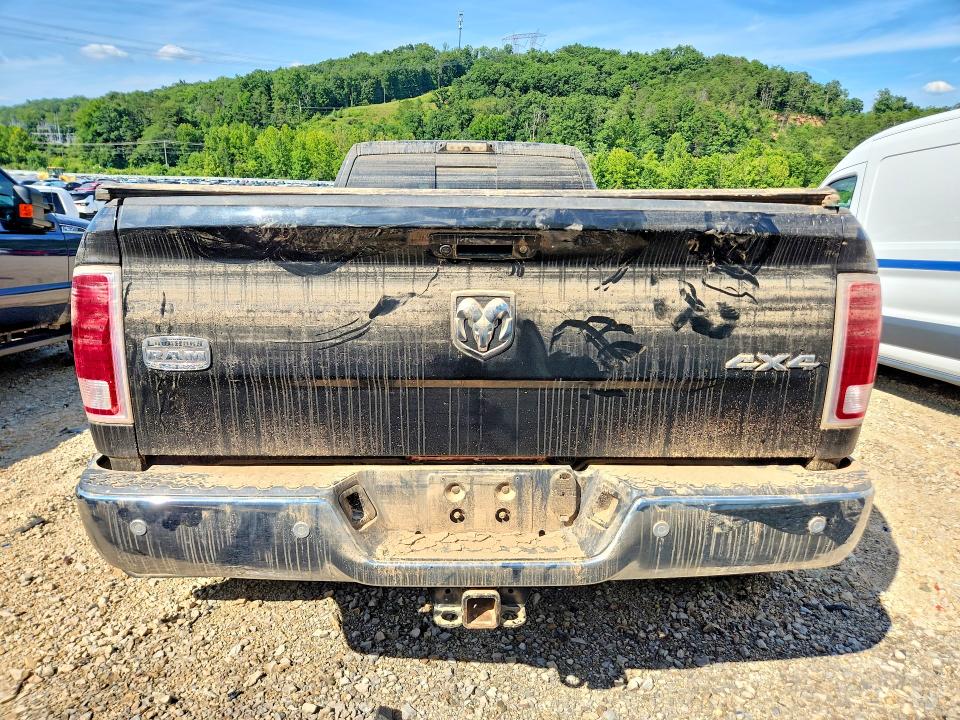 63013996 :رقم المزاد ، 3C63RRKL1JG319748 vin ، 2018 Ram 3500 مزاد بيع