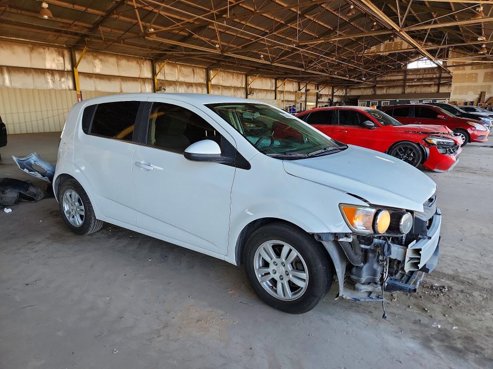 60442256 :رقم المزاد ، 1G1JC6SH7G4156355 vin ، 2016 Chevrolet Sonic مزاد بيع