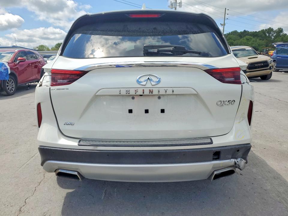 61685686 :رقم المزاد ، 3PCAJ5CB7MF115231 vin ، 2021 Infiniti Qx50 مزاد بيع
