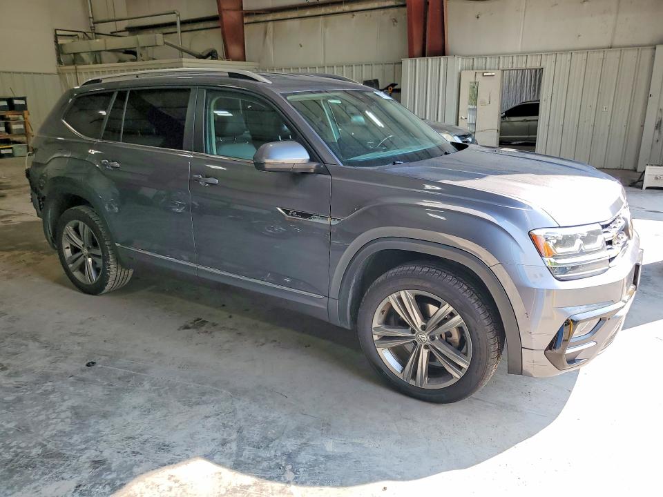 2018 Volkswagen Atlas მანქანა იყიდება აუქციონზე, vin: 1V2PR2CAXJC556383, აუქციონის ნომერი: 60918906