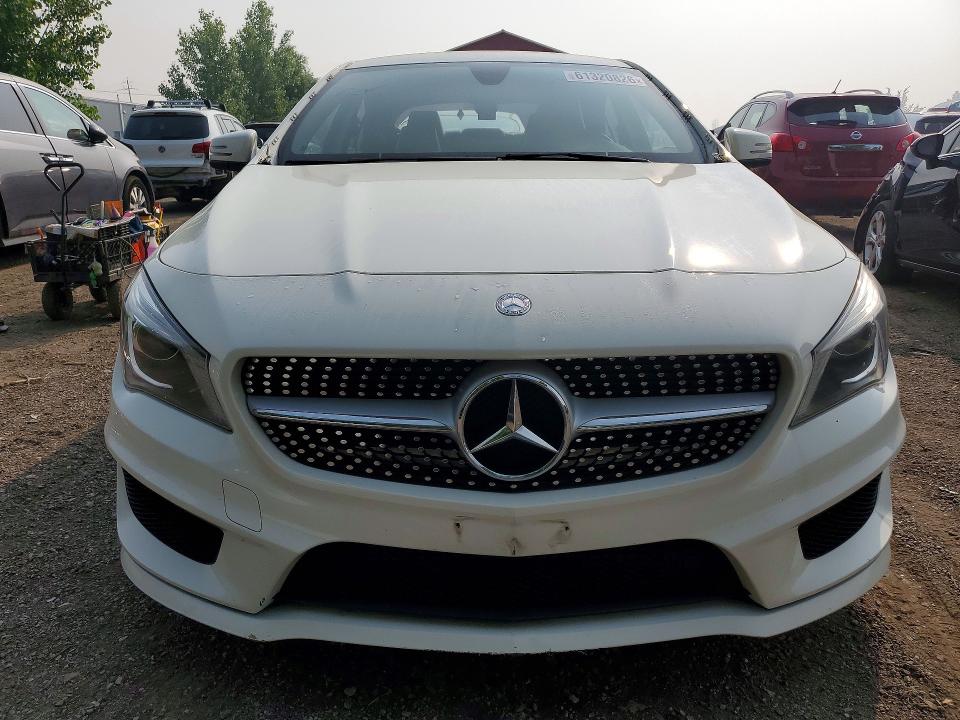 2015 Mercedes-benz Cla მანქანა იყიდება აუქციონზე, vin: WDDSJ4GB4FN217492, აუქციონის ნომერი: 61320826