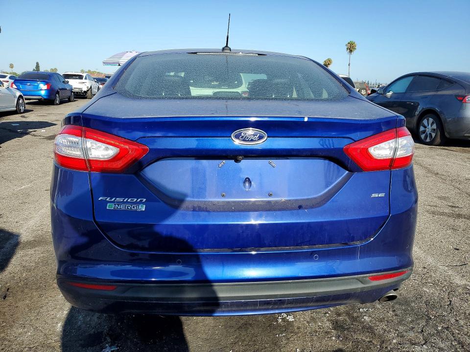 61088686 :رقم المزاد ، 3FA6P0PU2ER298868 vin ، 2014 Ford Fusion مزاد بيع