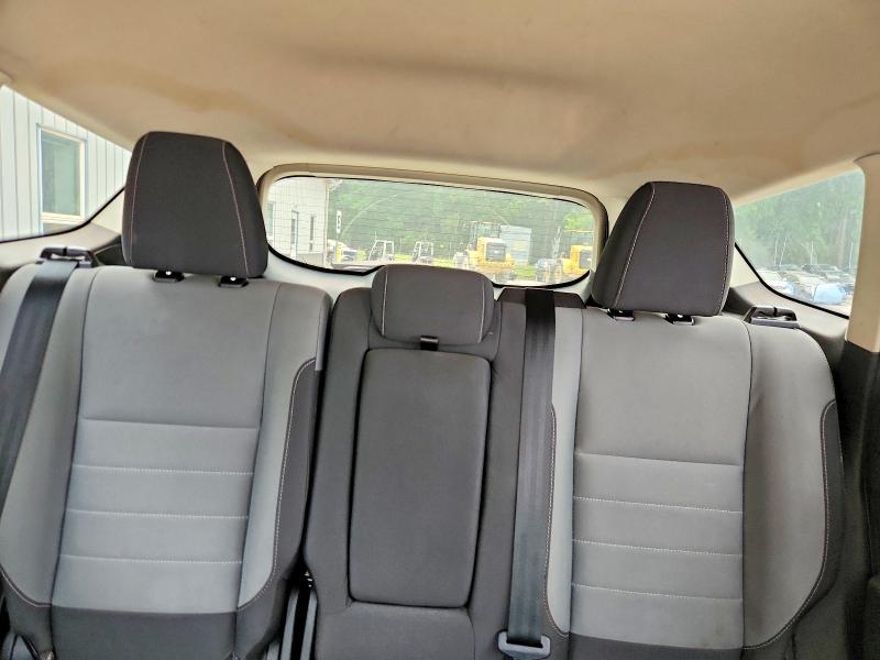 Продажа на аукционе авто 2016 Ford Escape, vin: 1FMCU0G70GUB51262, номер лота: 61382066