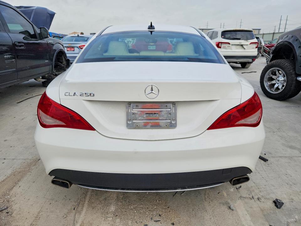 61163086 :رقم المزاد ، WDDSJ4EB7EN035514 vin ، 2014 Mercedes-benz Cla مزاد بيع