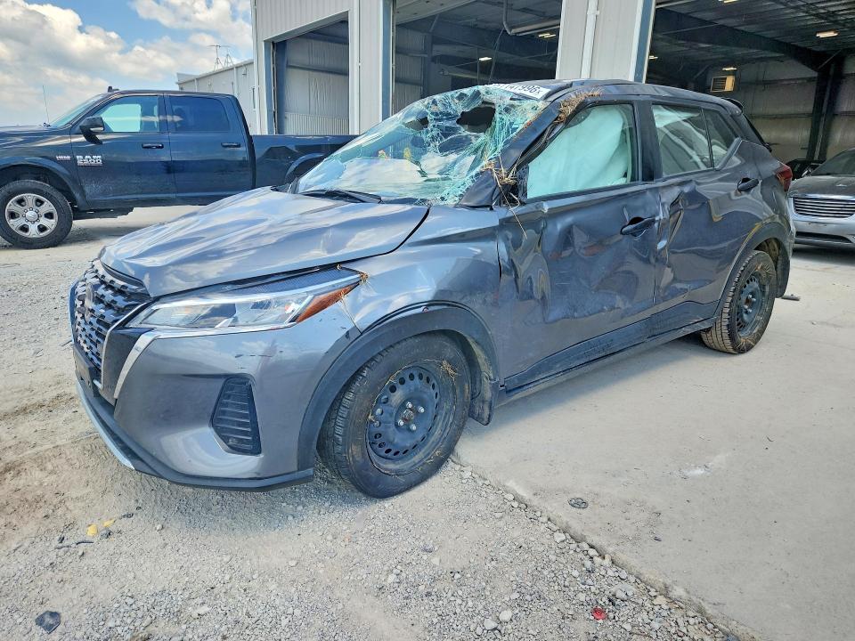 2022 Nissan Kicks მანქანა იყიდება აუქციონზე, vin: 3N1CP5BV5NL493945, აუქციონის ნომერი: 61147996