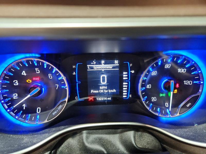 60515496 :رقم المزاد ، 2C4RC1DGXLR286137 vin ، 2020 Chrysler Voyager مزاد بيع