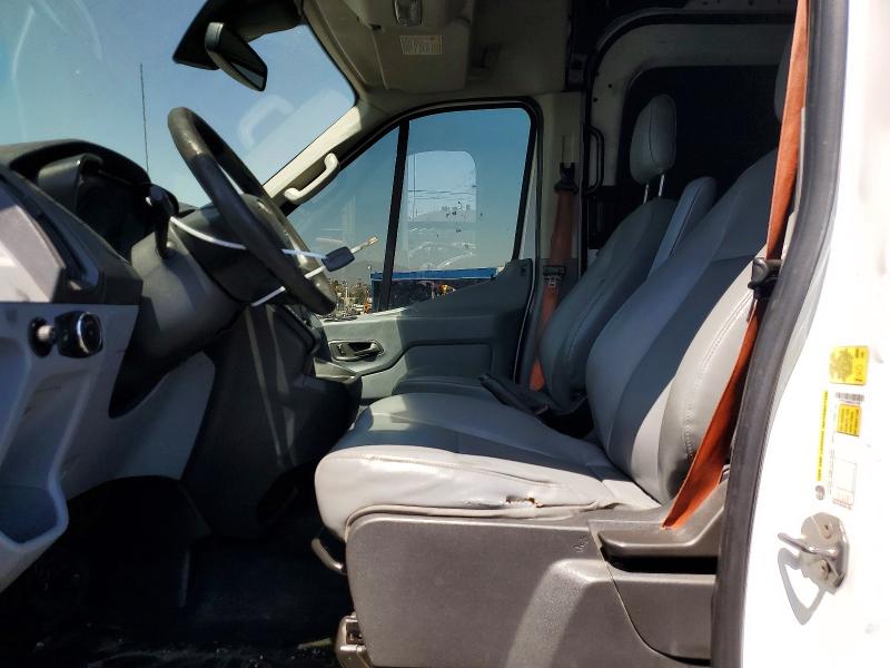 60655206 :رقم المزاد ، 1FTYE2CM9GKA15769 vin ، 2016 Ford Transit مزاد بيع