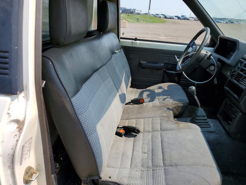 Продажа на аукционе авто 1993 Mazda B2200, vin: JM2UF2235P0387380, номер лота: 62236696