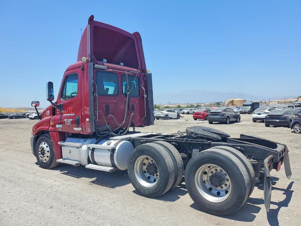 Продаж на аукціоні авто 2011 Freightliner Cascadia, vin: 1FUJGEDR6BLBB4129, номер лоту: 60299546