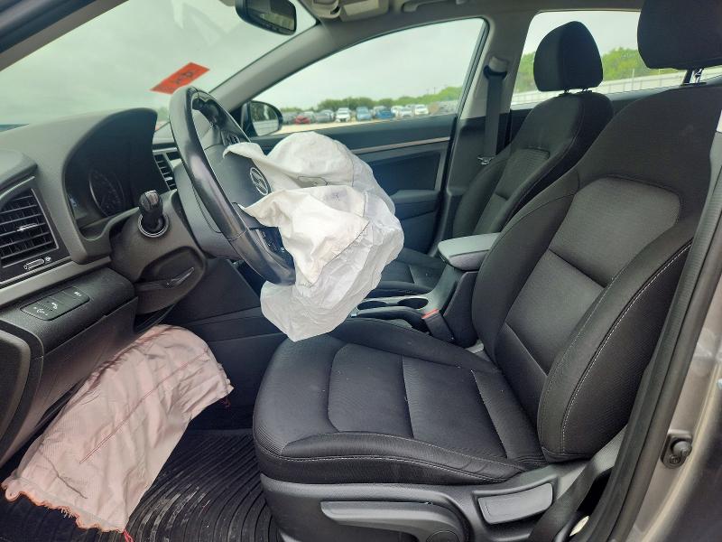 60746616 :رقم المزاد ، 5NPD84LF7JH276200 vin ، 2018 Hyundai Elantra مزاد بيع