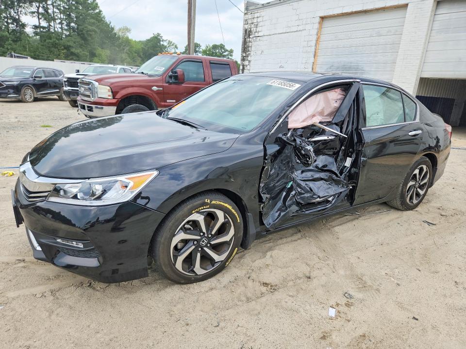 61185056 :رقم المزاد ، 1HGCR3F84GA019383 vin ، 2016 Honda Accord مزاد بيع