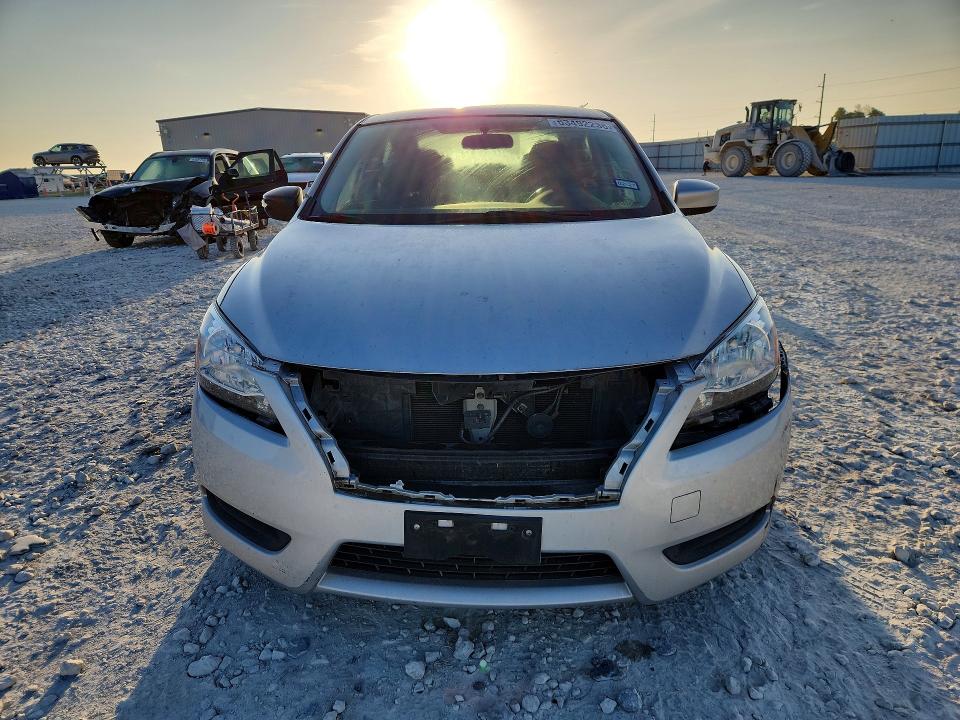 63492236 :رقم المزاد ، 3N1AB7AP5FL642764 vin ، 2015 Nissan Sentra مزاد بيع