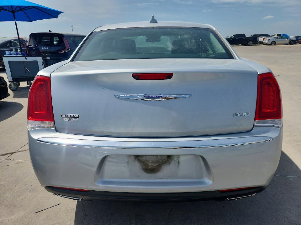 62045726 :رقم المزاد ، 2C3CCAEG5LH131526 vin ، 2020 Chrysler 300 مزاد بيع