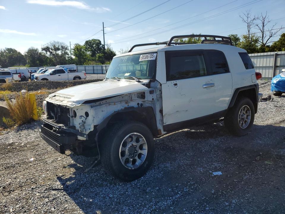 Auction sale of the 2013 Toyota Fj Cruiser, vin: JTEBU4BF8DK158520, lot number: 95586705