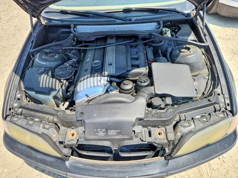 59364286 :رقم المزاد ، WBAEV33464KR28507 vin ، 2004 Bmw 325 مزاد بيع