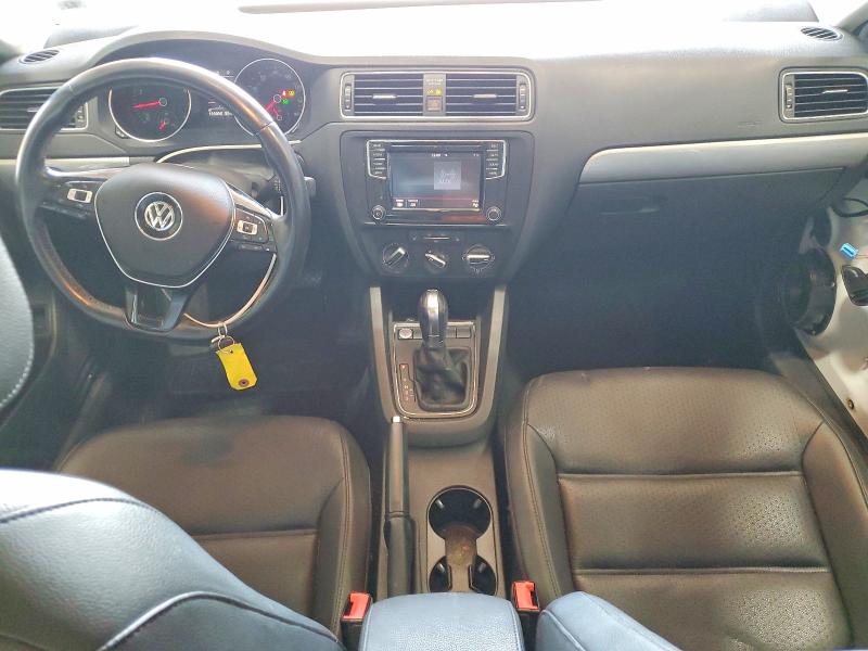 Продажа на аукционе авто 2017 Volkswagen Jetta, vin: 3VWDB7AJ1HM272557, номер лота: 61601586