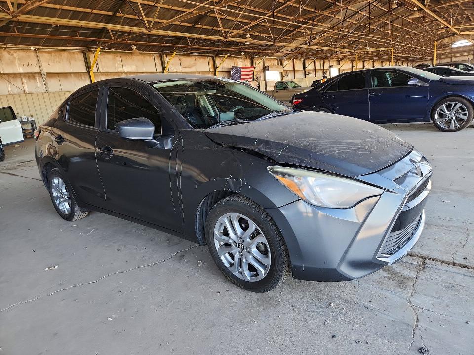 60493936 :رقم المزاد ، 3MYDLBYV1JY306413 vin ، 2018 Toyota Yaris Ia مزاد بيع