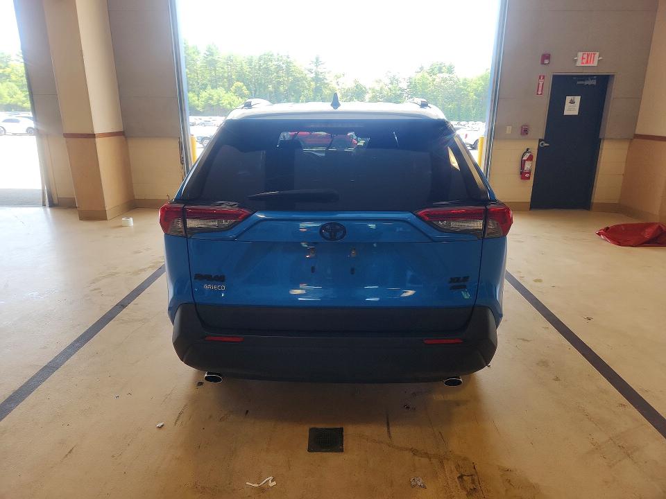 Продажа на аукционе авто 2020 Toyota Rav4, vin: JTMP1RFV2LD525612, номер лота: 59830856