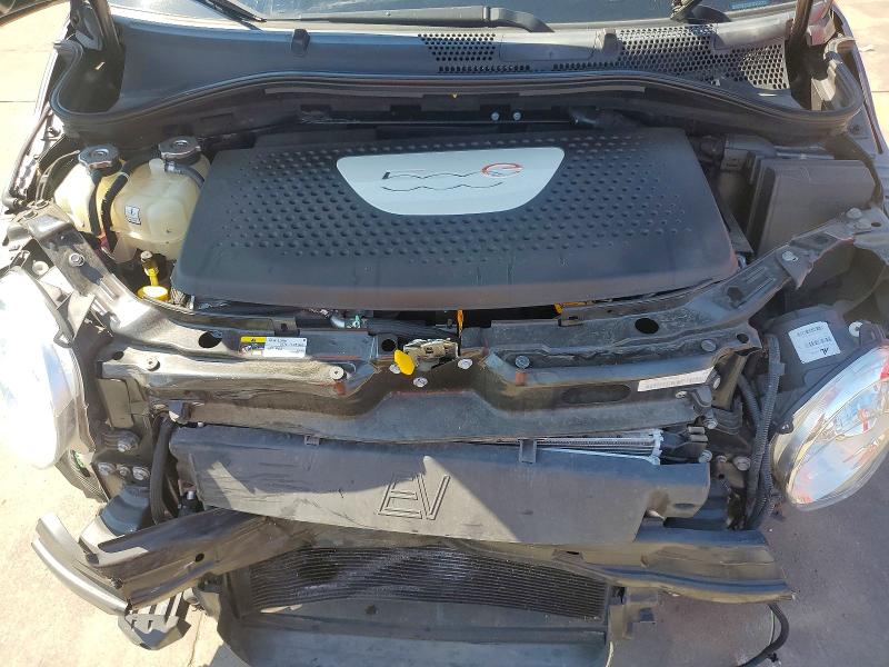 Продажа на аукционе авто 2018 Fiat 500, vin: 3C3CFFGE7JT471751, номер лота: 62213436