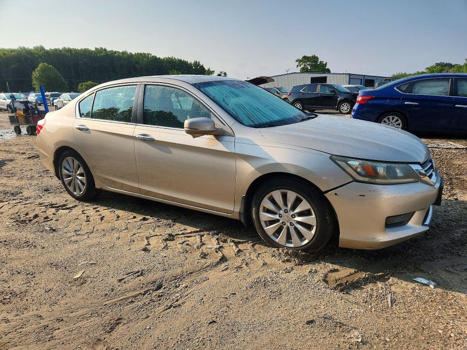 2014 Honda Accord მანქანა იყიდება აუქციონზე, vin: 1HGCR2F81EA054700, აუქციონის ნომერი: 63045916