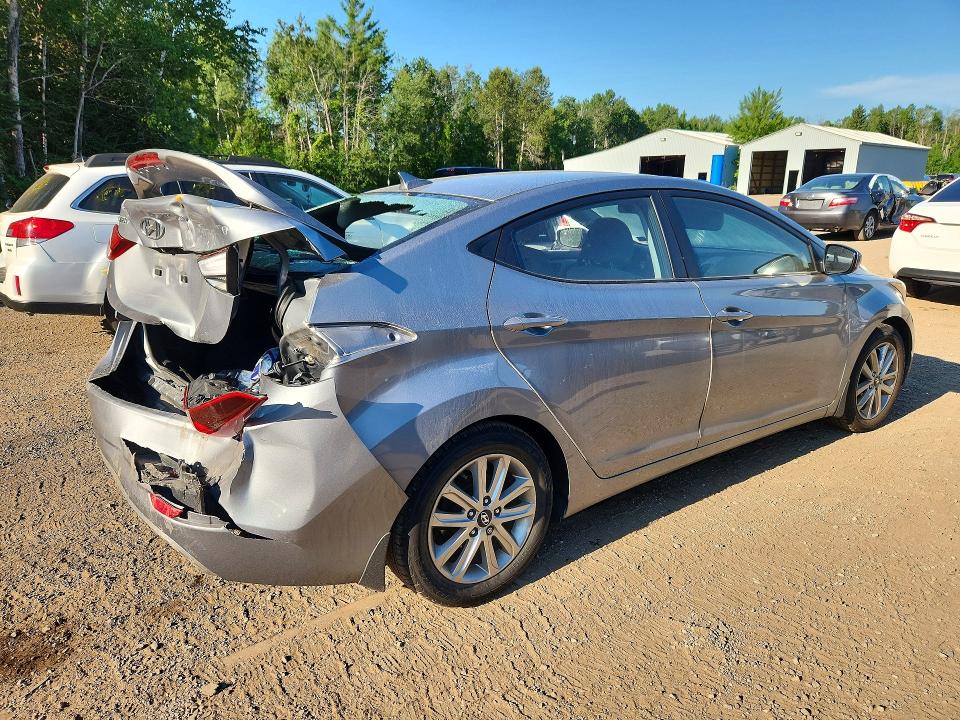 60196316 :رقم المزاد ، KMHDH4AE8FU414541 vin ، 2015 Hyundai Elantra مزاد بيع