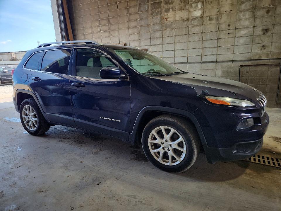Продаж на аукціоні авто 2015 Jeep Cherokee, vin: 1C4PJLCB1FW759806, номер лоту: 60929056