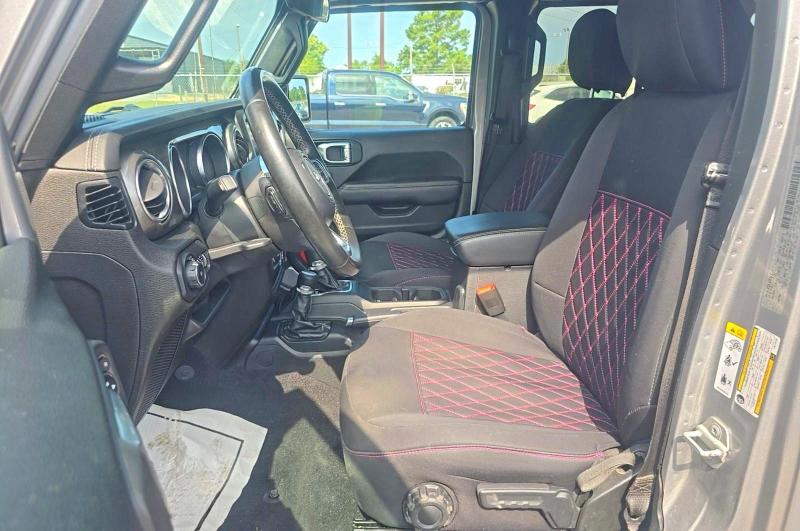 60821126 :رقم المزاد ، 1C4HJXEN4LW114193 vin ، 2020 Jeep Wrangler Unlimited مزاد بيع