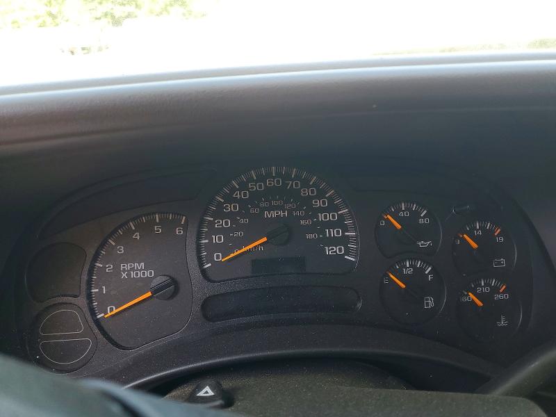 60489406 :رقم المزاد ، 1GCEC19T55E278158 vin ، 2005 Chevrolet Silverado مزاد بيع