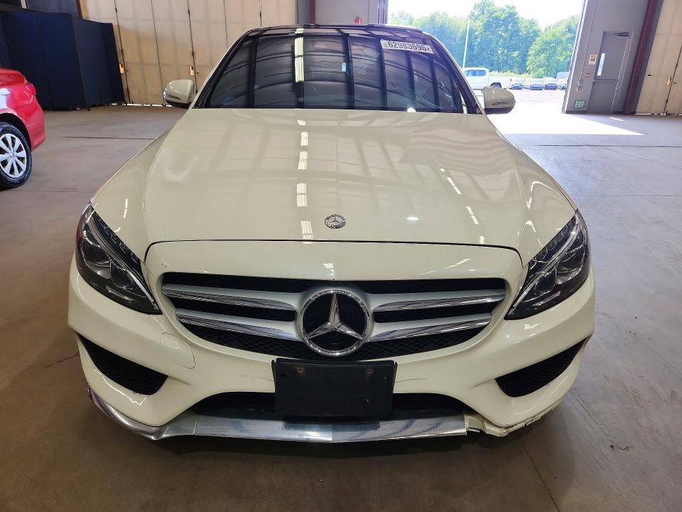 2015 Mercedes-benz C მანქანა იყიდება აუქციონზე, vin: 55SWF4KB5FU084839, აუქციონის ნომერი: 62983696
