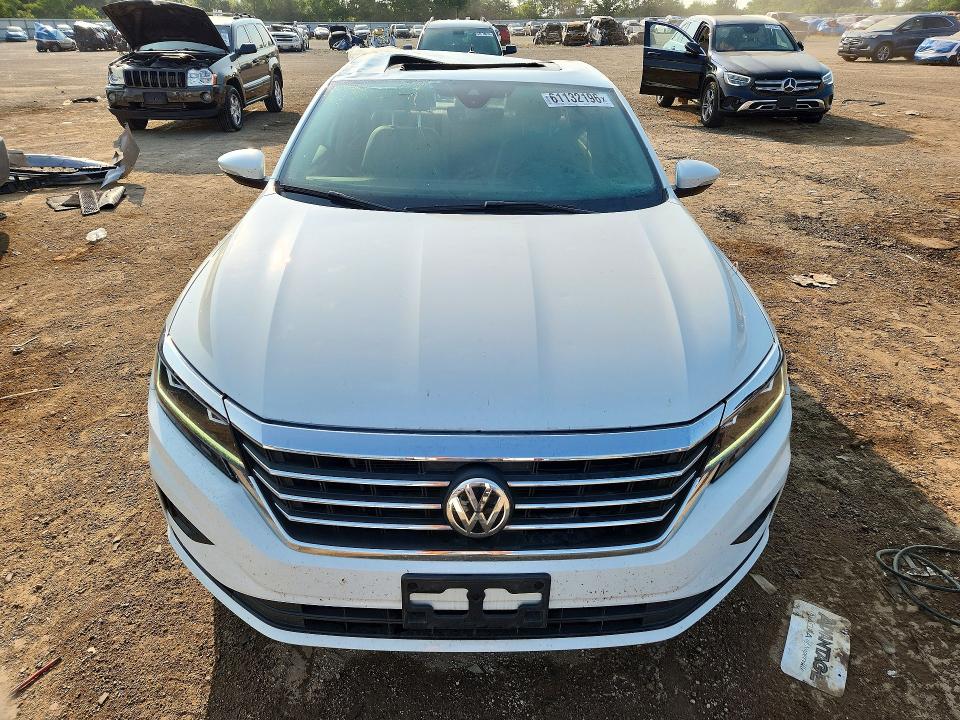 Продажа на аукционе авто 2021 Volkswagen Passat, vin: 1VWSA7A33MC003029, номер лота: 61132196