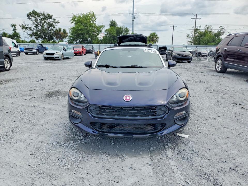 62976166 :رقم المزاد ، JC1NFAEK7J0137424 vin ، 2018 Fiat 124 Spider مزاد بيع