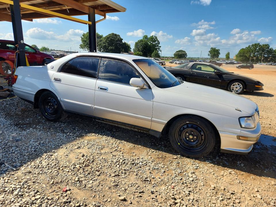 1994 Toyota Crown Signia მანქანა იყიდება აუქციონზე, vin: 0000JZS1430052647, აუქციონის ნომერი: 61755046