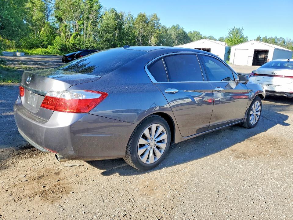 2013 Honda Accord მანქანა იყიდება აუქციონზე, vin: 1HGCR2F84DA803424, აუქციონის ნომერი: 63008396