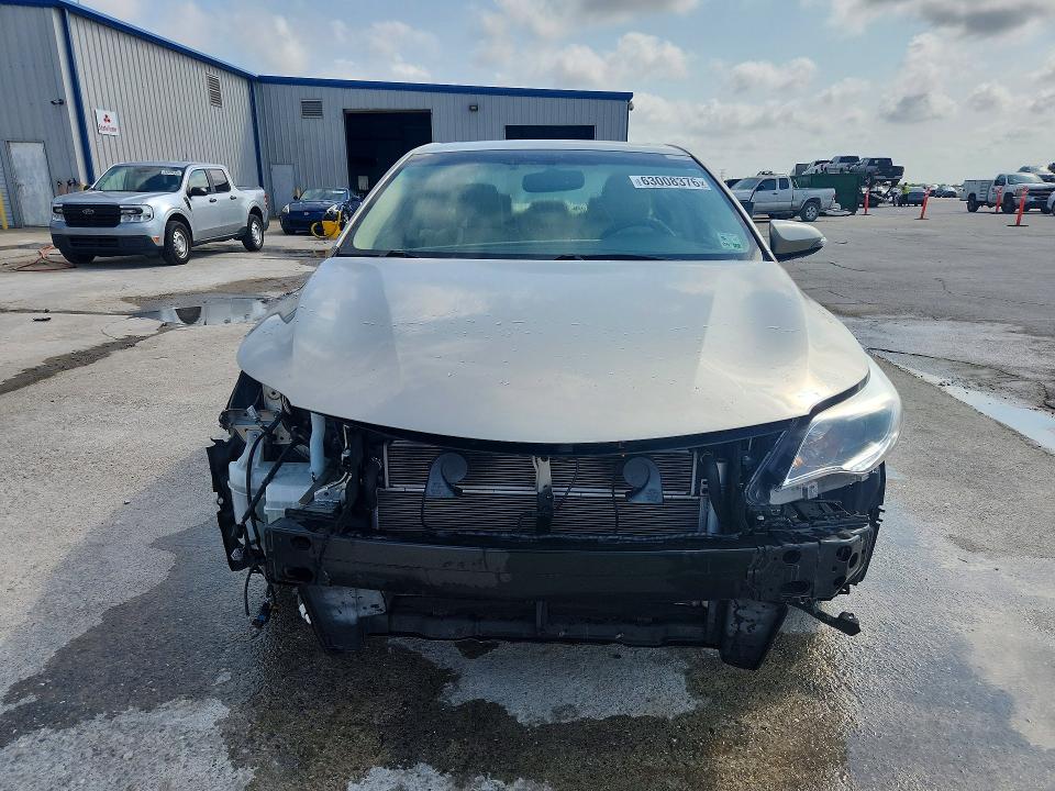 2015 Toyota Avalon Hybrid მანქანა იყიდება აუქციონზე, vin: 4T1BD1EB6FU042909, აუქციონის ნომერი: 63008376