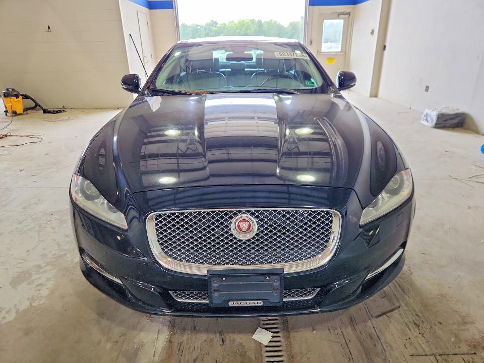 Продажа на аукционе авто 2015 Jaguar Xjl, vin: SAJWJ2GD9F8V88617, номер лота: 60397206
