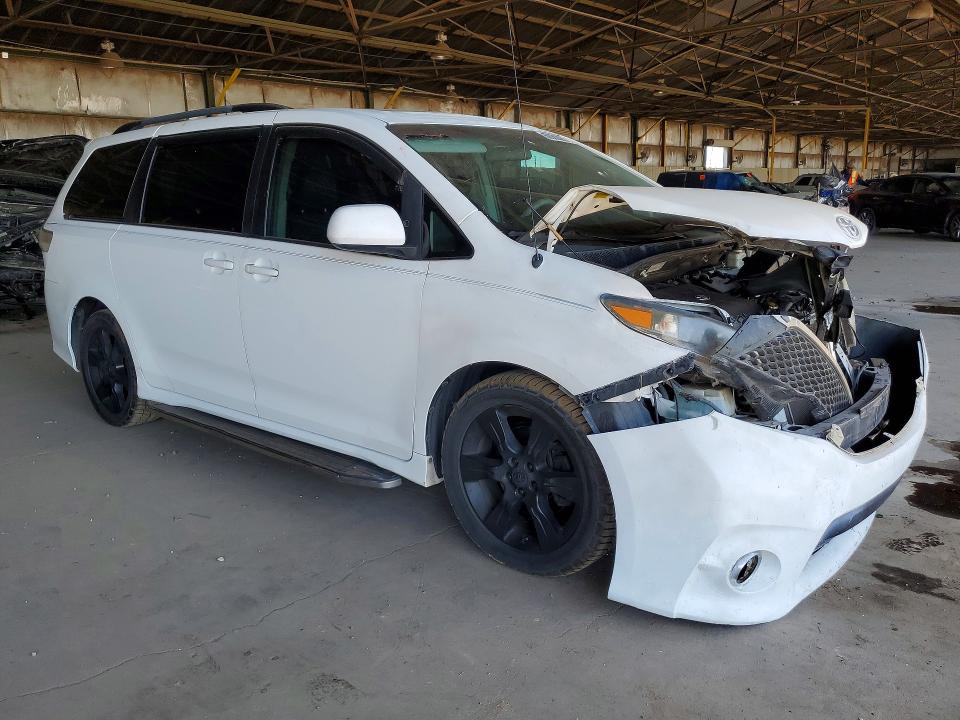 2011 Toyota Sienna მანქანა იყიდება აუქციონზე, vin: 5TDXK3DCXBS054422, აუქციონის ნომერი: 60080886