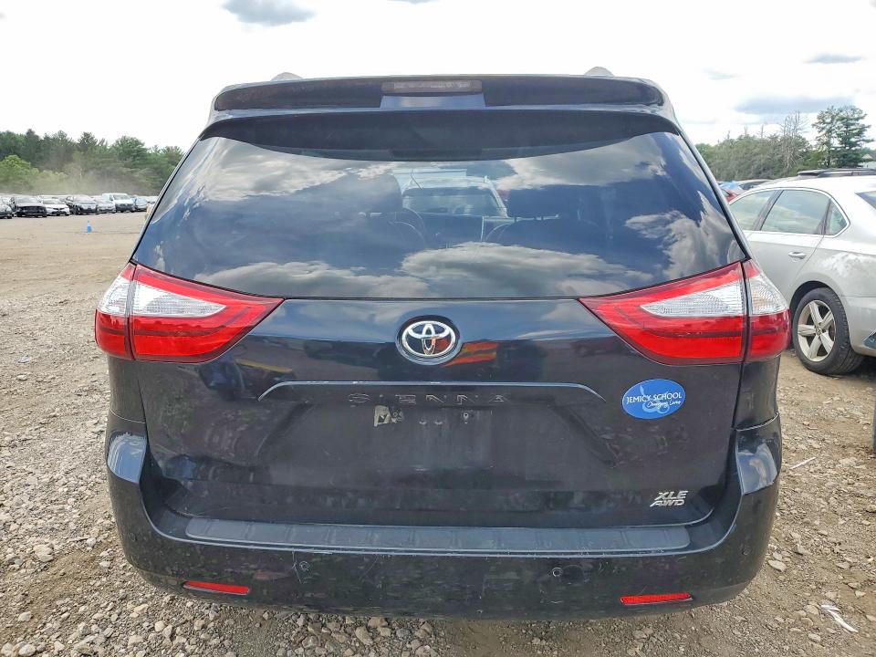 Aukcja sprzedaży 2016 Toyota Sienna, vin: 5TDDK3DC0GS139568, numer aukcji: 62636716