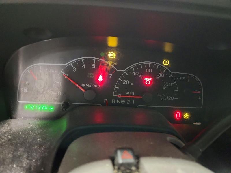 61736546 :رقم المزاد ، 2FMZA51432BB21234 vin ، 2002 Ford Windstar مزاد بيع