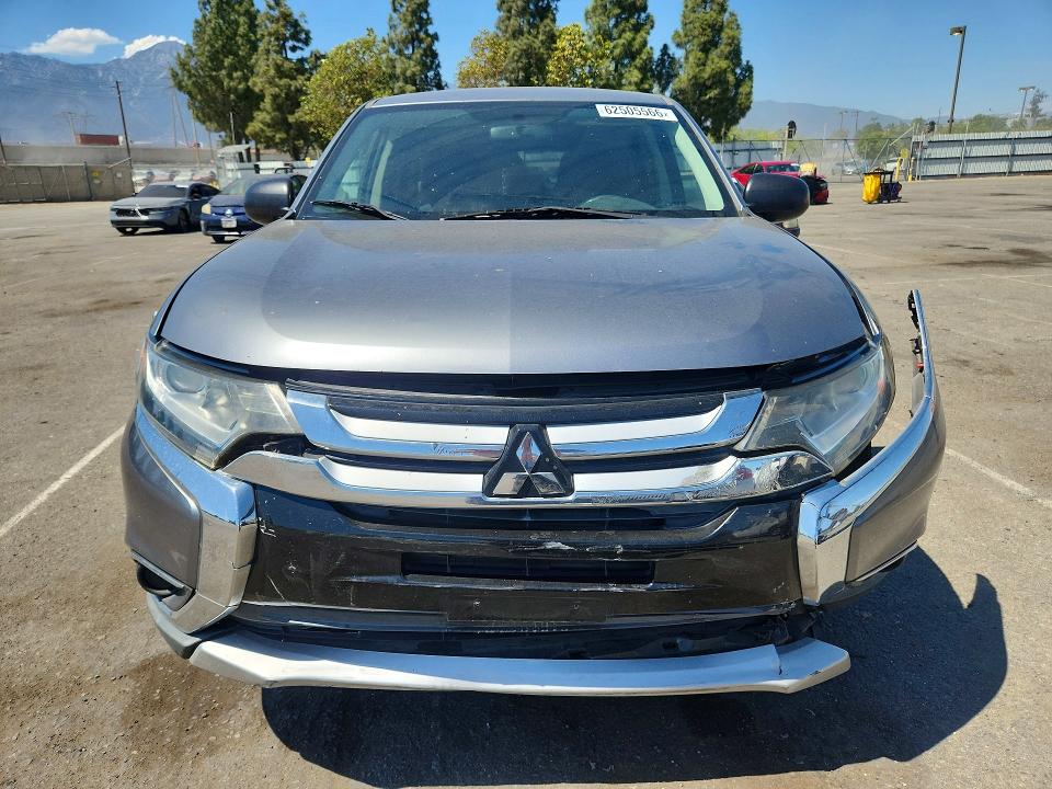 Продаж на аукціоні авто 2017 Mitsubishi Outlander, vin: JA4AD2A39HZ040740, номер лоту: 62505566